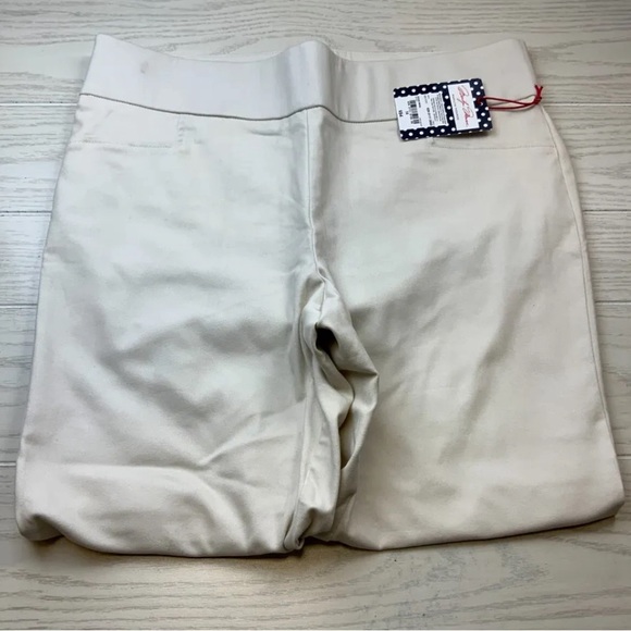 Marilyn Monroe Slim Elastic Pants, Women's Size 14, Beige NEW MSRP $54 - Picture 2 of 9